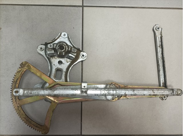 Стеклоподъемник передней двери Toyota RAV4 2