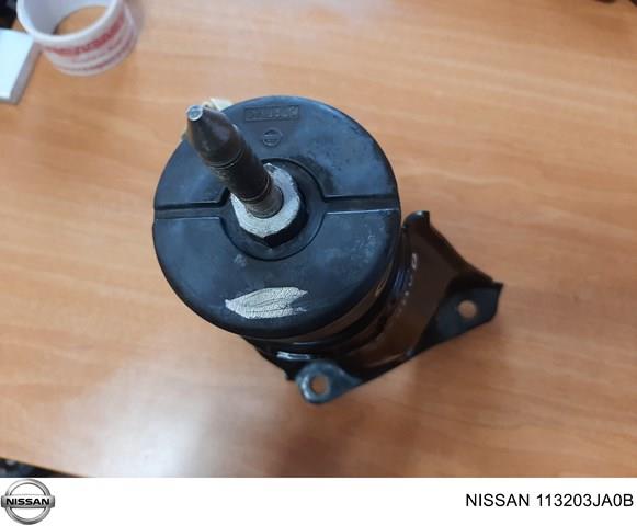 NISSAN 113203JA0B Кронштейн подушки (опоры) двигателя задней в наличии Одесса