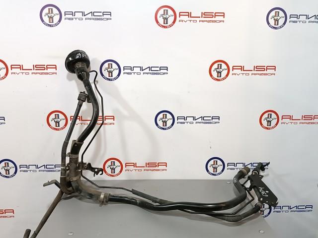 Патрубок бака, к заливной горловине 172213JA1B NISSAN