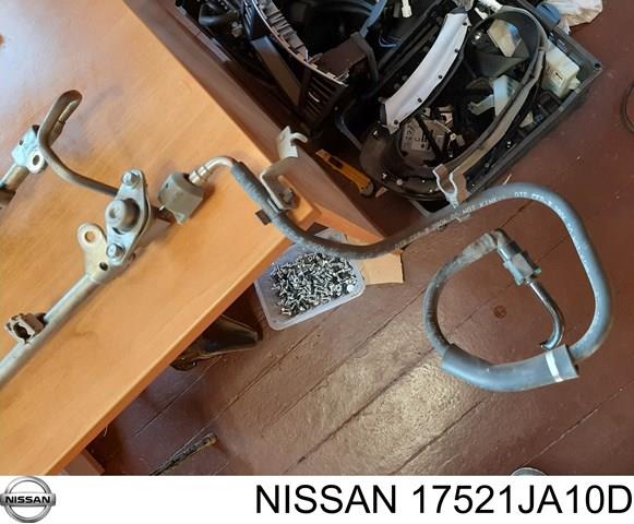 NISSAN 17521JA10D Распределитель топлива (рампа) в наличии Каменское