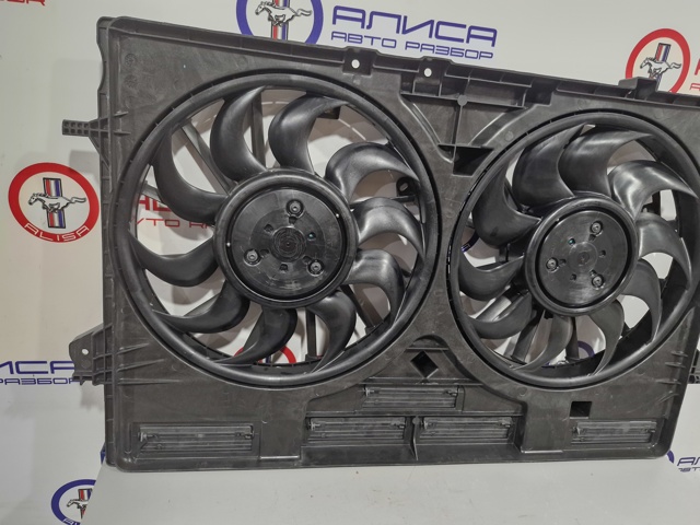 214816RR0A NISSAN Диффузор радиатора охлаждения, в сборе с мотором и крыльчаткой купить в Житомир