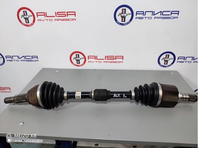 NISSAN 391013NT0A Полуось (привод) передняя левая в наличии Черновцы