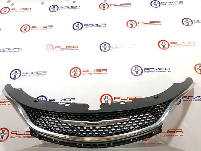 68227617AC Решетка радиатора купить Киев