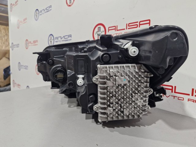 68275944AE CHRYSLER Фара правая купить в Днепр