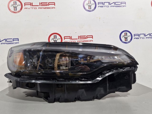 Вставка фары правой 68275944AE CHRYSLER