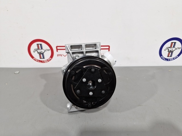 926005RB0A NISSAN Компрессор кондиционера купить в Хмельницкий