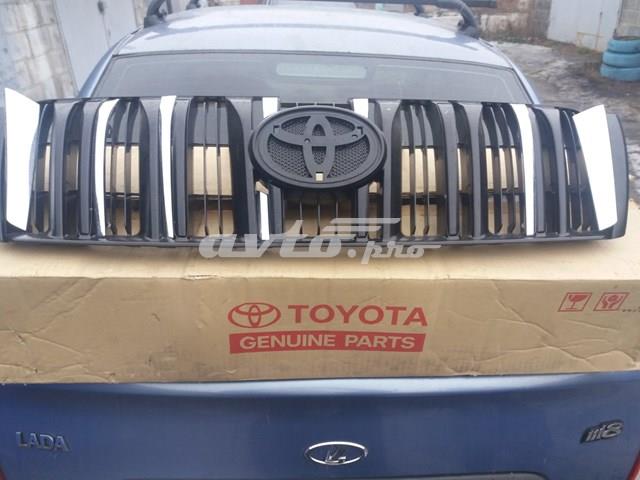 TOYOTA 5310160660 Решетка радиатора в наличии Днепр
