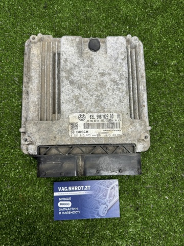 ЭБУ двигателем 03L906022RD VAG