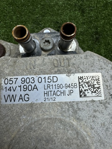 Генератор автомобильный 057903015D VAG