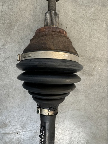 1K0407271NP Левая полуось купить Днепр