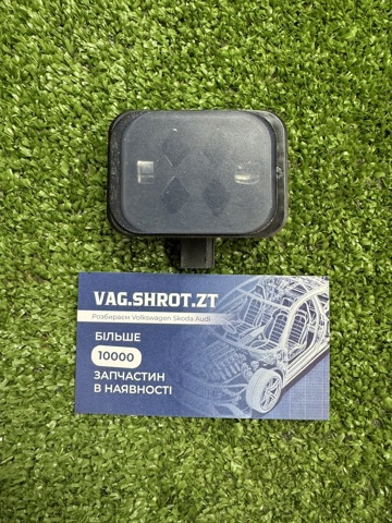 Автомобильный датчик дождя Шкода Октавия 1 A4