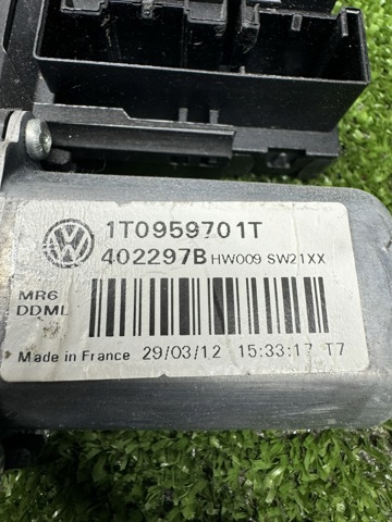1T0959701T VAG Мотор стеклоподъемника двери передней левой купить в Ужгород