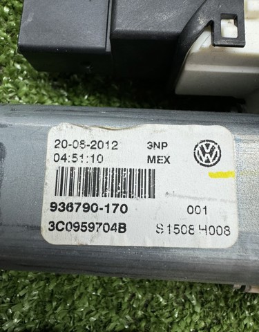 3C0959704B VAG Мотор стеклоподъемника двери передней правой купить в Харьков