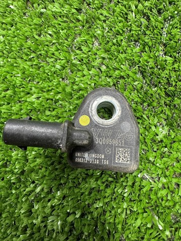Датчик AIRBAG передний 3Q0959651 VAG