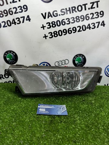 Фара противотуманная, левая Skoda Octavia 3 A7