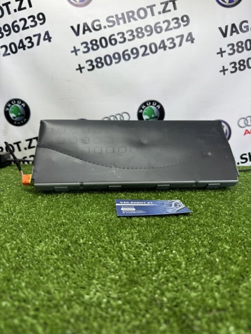 Эйрбэг защиты коленей нижняя 5G1880841 VAG