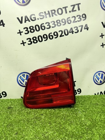 Фонарь задний правый, внутренний 5N0945094H VAG