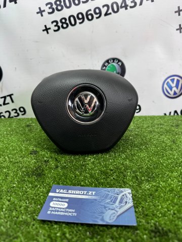 Подушка безопасности водителя 5NN880201L VAG