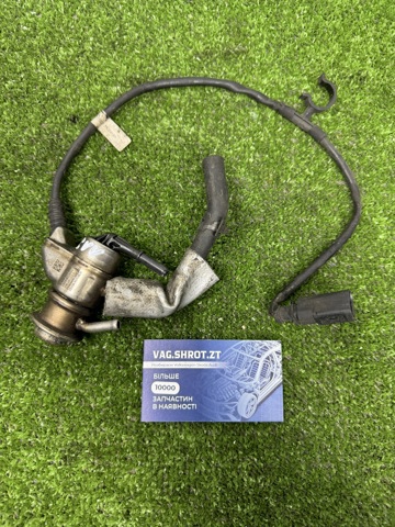 Форсунка впрыска AD BLUE 7P6131113C VAG