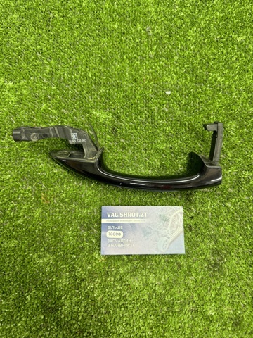 Ручка задней двери наружная 7P6837206F VAG