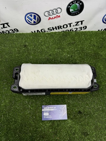 Подушка безопасности (AIRBAG) пассажирская 7P6880204C VAG