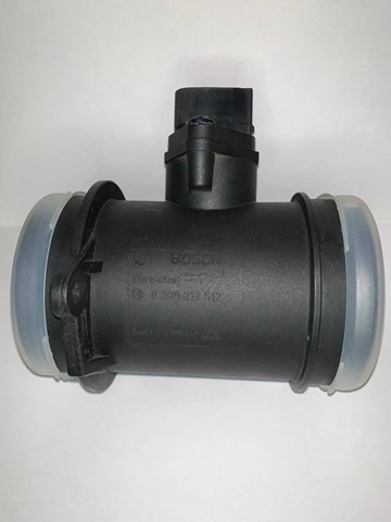 0280217517 Датчик потока (расхода) воздуха, расходомер M.A.F. - (Mass Airflow) купить Чернигов