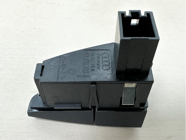 4G1927227 Кнопка сброса суточного пробега купить Житомир