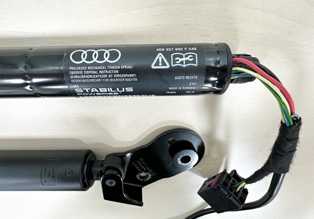 VAG 4G8827851F Амортизатор багажника в наличии Черновцы