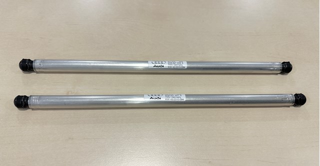 Шарнир крышки багажника 4G8827857S VAG