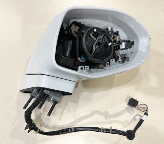4G8858532AMGRU VAG Корпус зеркала заднего вида правого (внутрення часть) купить в Сумы