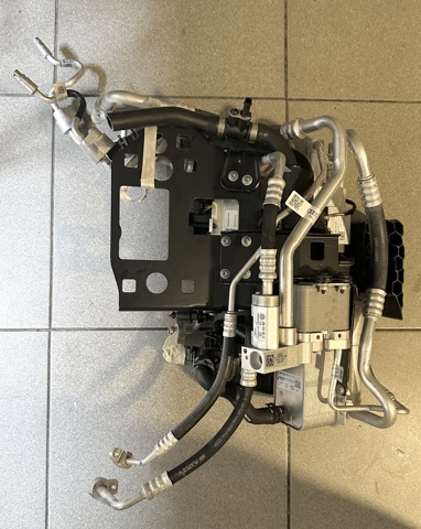 Кран отопителя 4KE816102A VAG