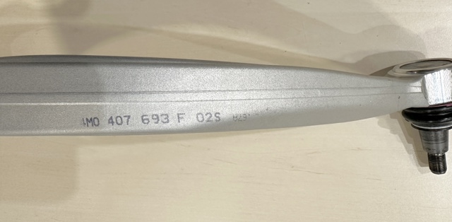 4M0407693F Рычаг передней подвески нижний левый купить Украина