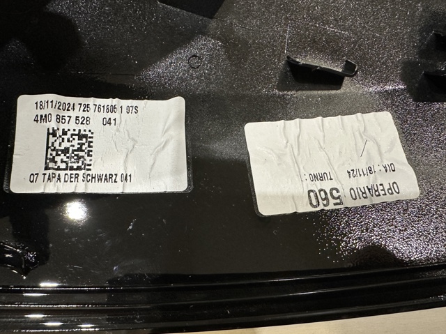 VAG 4M0857528 Накладка (крышка) зеркала заднего вида правая в наличии Ужгород