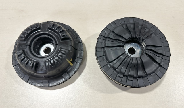 Опора стойки амортизатора переднего 8K0412377C VAG