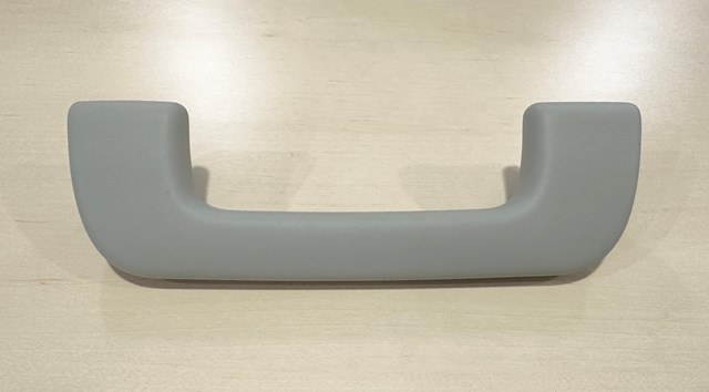 Поручни (держатели) и крючок для одежды 8K0857607B VAG