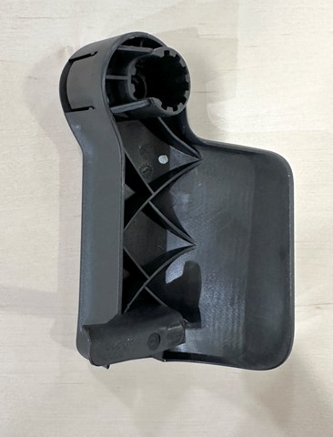 Рычаг открывания капота 8T1823533B VAG