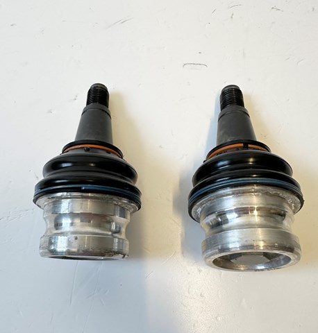 VAG 8W0407689B Нижняя шаровая опора в наличии Ирпень