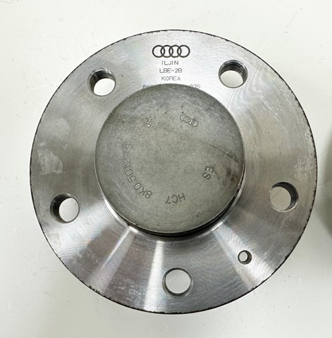 8W0598611B Ступица задняя купить Николаев