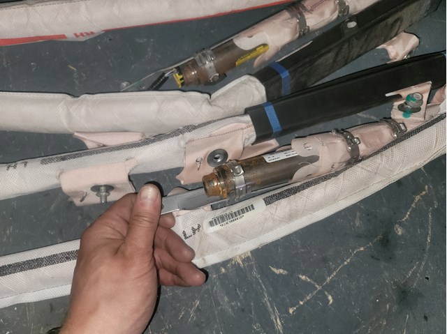 TESLA 100526100D Подушка безопасности (AIRBAG) двери передней левой в наличии Ужгород