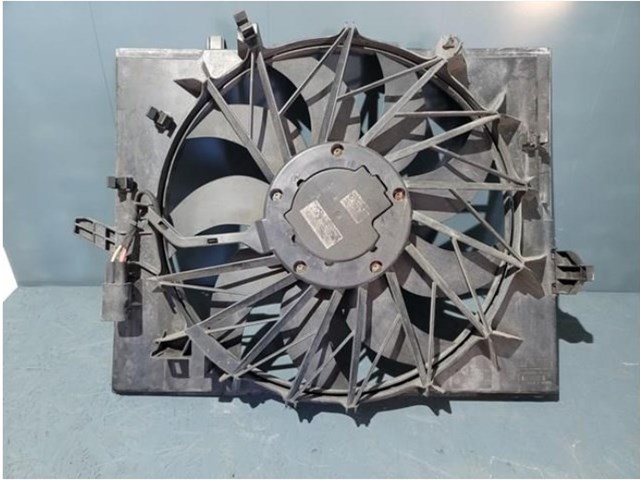 Диффузор радиатора охлаждения, в сборе с мотором и крыльчаткой e60 2009 7543282