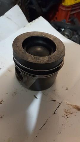 03L107065G001 VAG Поршень в комплекте на 1 цилиндр, STD купить в Николаев