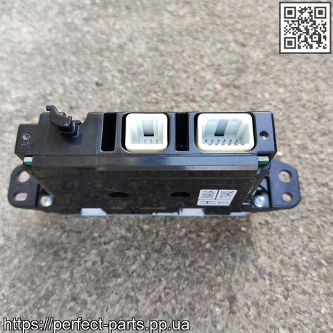NISSAN 283953NA1A Блок кнопок центральной консоли в наличии Кривой Рог