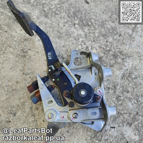 NISSAN 465013NA0B Педаль тормоза в наличии Кривой Рог