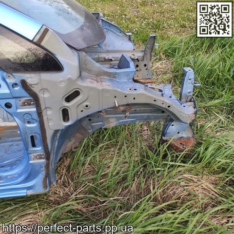 NISSAN 641203NA0A Лонжерон правый в наличии Киев