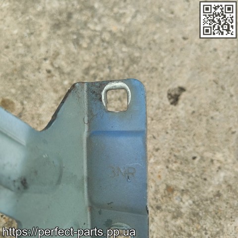 654003NA0A Петля капота правая купить Ирпень