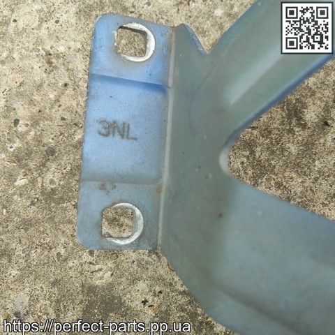 NISSAN 654013NA0A Петля капота левая в наличии Ужгород