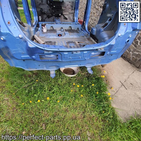 NISSAN 791103NA1A Панель багажного отсека задняя в наличии Ровно