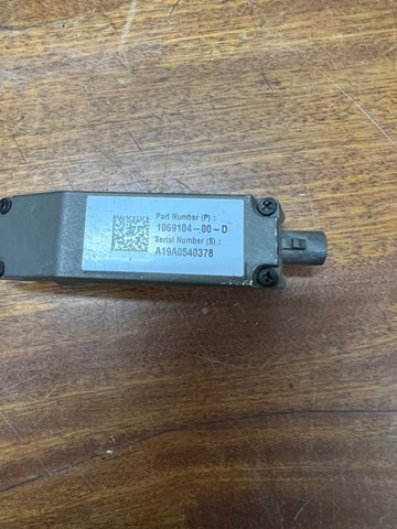 106910400D TESLA купить в Тернополь