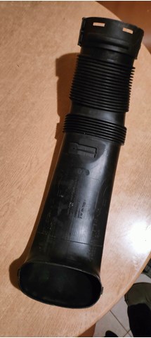 BMW 13717571344 Патрубок воздушный, вход воздушного фильтра в наличии Винница