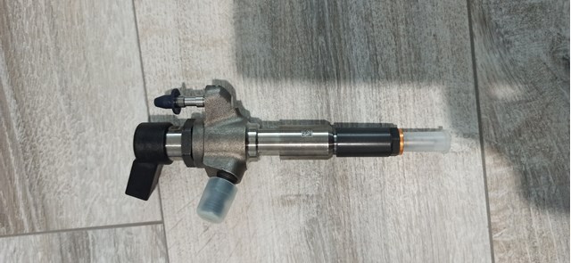 Форсунка дизельная в сборе 9802448680 CONTINENTAL